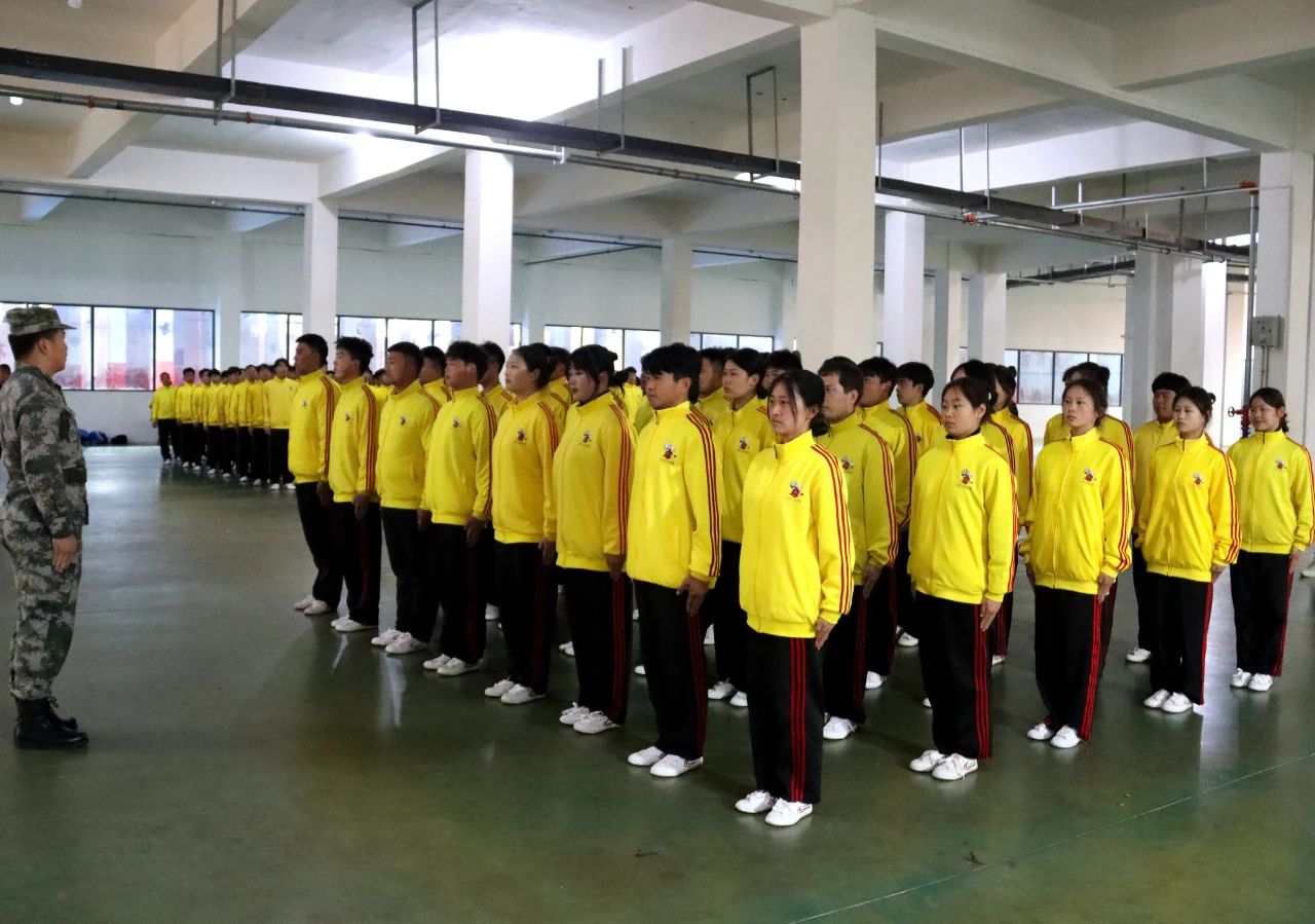 嵩山少林小龙武校