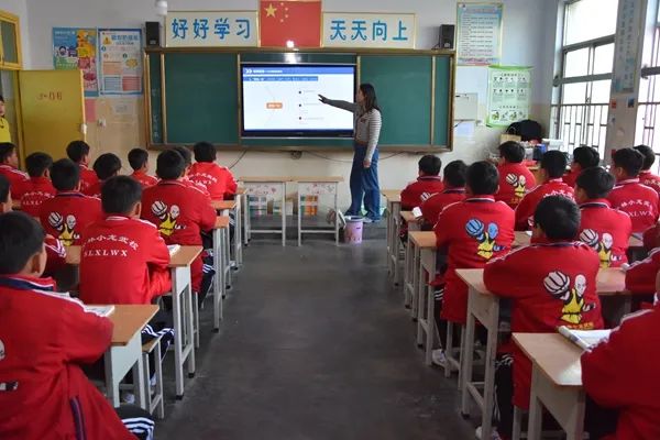 嵩山少林小龙文武学校