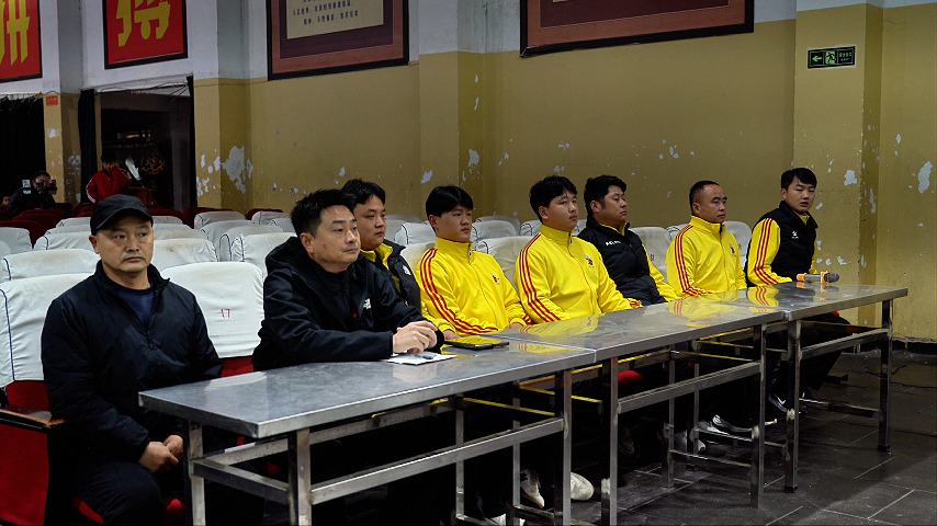 以考促训，以演砺能——少林小龙武校竞训表演部季度技能展示考核圆满举行