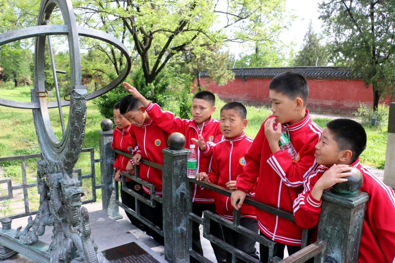 河南少林小龙武校