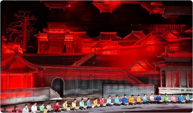 河南少林小龙武校学员参演王潮歌导演史诗巨作《又见五台山》